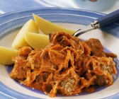 Gulasch mit Sauerkraut