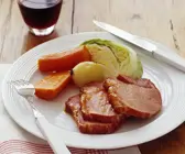 Kassler mit Weißkohl