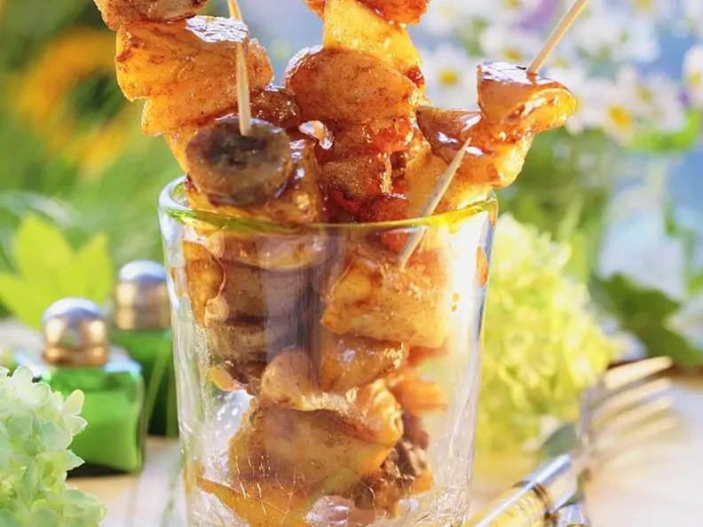 Hähnchenspieße mit Ananas