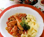 Hähnchen mit Paprikagemüse