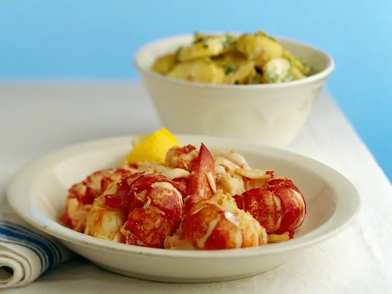 Kartoffelsalat mit Hummer