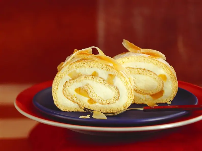 Mango-Biskuitrolle