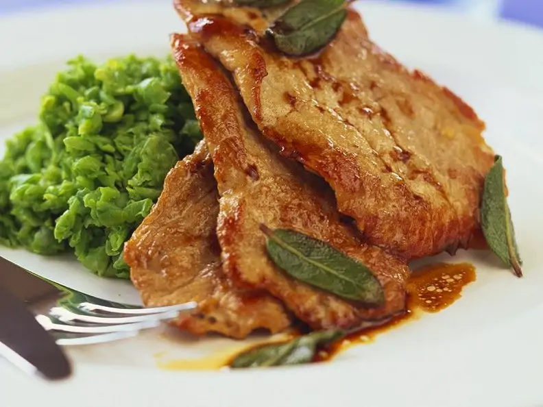 Schnitzel mit Kartoffel-Erbsenpüree