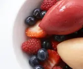 Beeren- und Birnensorbet