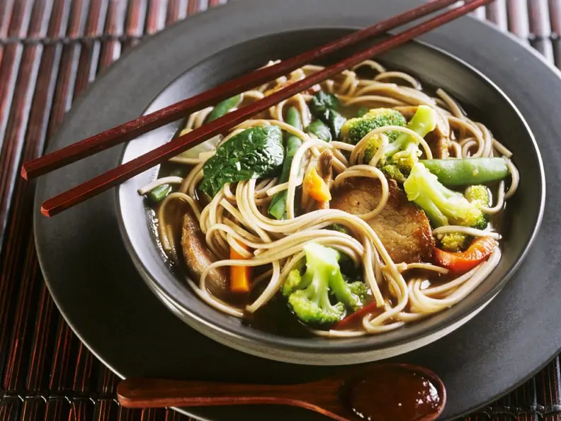 Miso-Suppe mit Fleisch