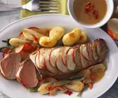 Kalb mit Apfel-Mantel