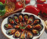 Muscheln mit Tomaten