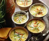 Kürbiscremesuppe mit Paprika und Möhre