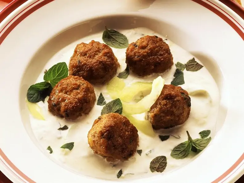 Fleischbällchen mit Tzaziki