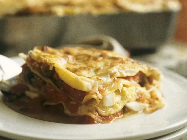 Hackfleisch-Lasagne mit Ei