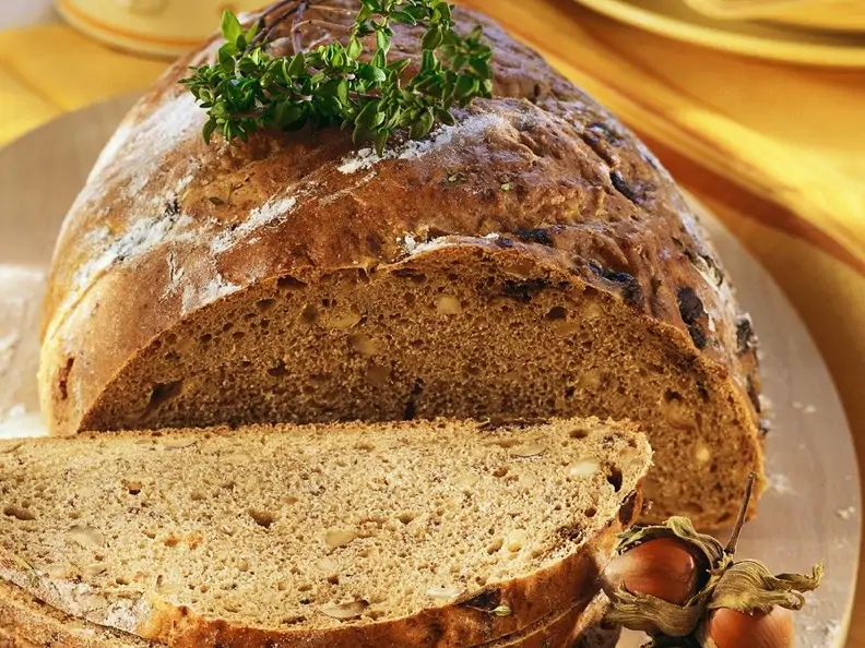 Pikantes Nussbrot