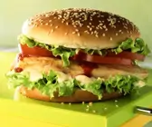 Burger mit Hähnchenbrust