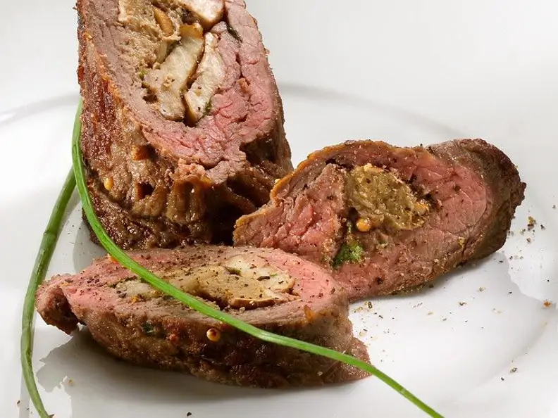 Rouladen mit Semmelfüllung