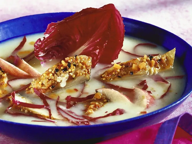 Kartoffelsuppe mit Pfeffermakrele