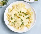 Nudeln mit Käsesauce