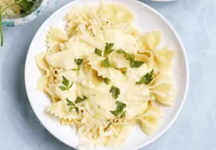 Nudeln mit Käsesauce