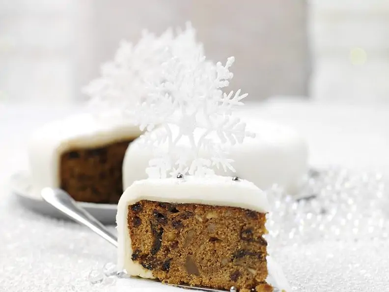 Winterlicher Früchtekuchen
