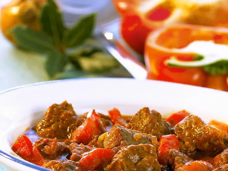 Rindergulasch ohne Rotwein