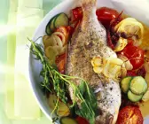 Dorade mit Gemüse