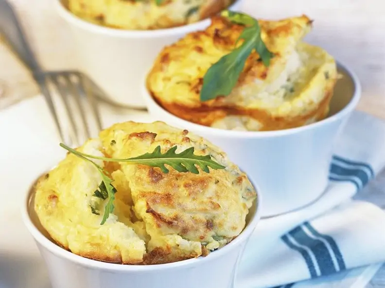 Kartoffelsoufflé mit Rucola