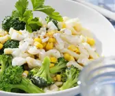 Brokkolisalat mit Spätzle