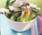 Nudeln mit Thaigemüse