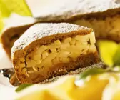 Gedeckter Vollkorn-Apfelkuchen