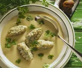 Kartoffelcremesuppe mit Klößchen