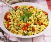 Nudel-Bohnensalat