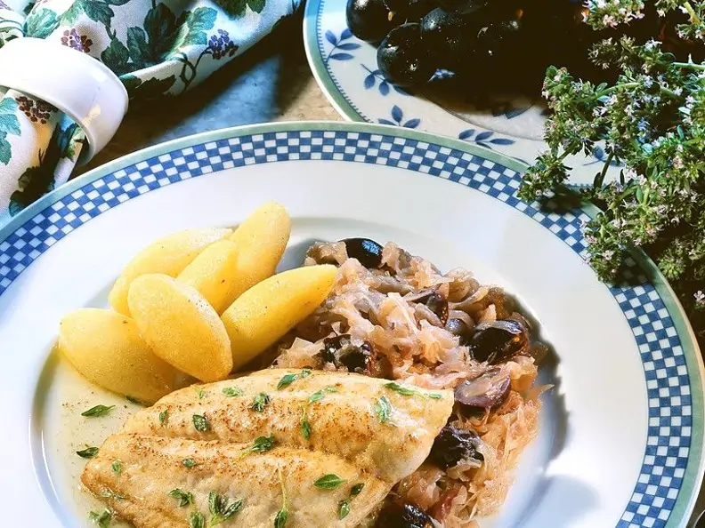 Kabeljau mit Sauerkraut
