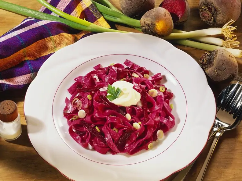 Rote-Bete-Nudeln