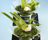 Kräutersuppe