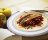 Rote Bete Salat mit Matjes