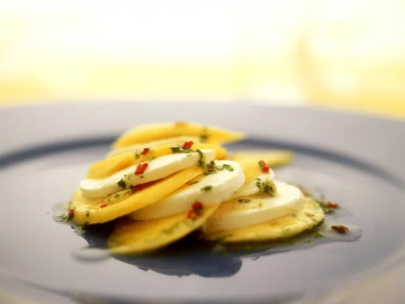 Fruchtiger Mozzarellasalat