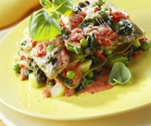 Gemüse-Lasagne mit Spargel und Erbsen
