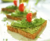 Toast mit Avocadocreme