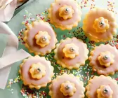 Mürbteigplätzchen mit Zuckerguss