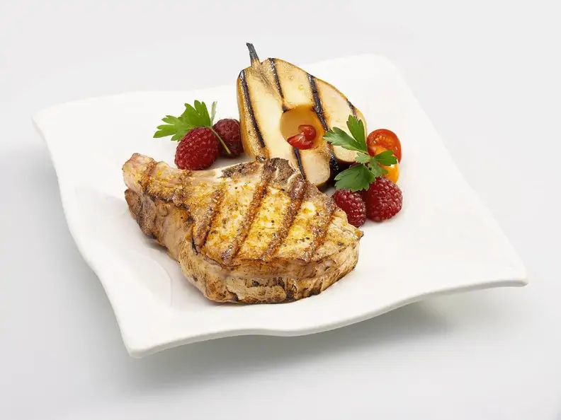 Gegrilltes Koteletts