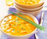 Kokos-Currysuppe mit Pute