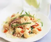 Couscous-Salat mit Kichererbsen