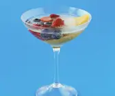 Champagner mit Früchten