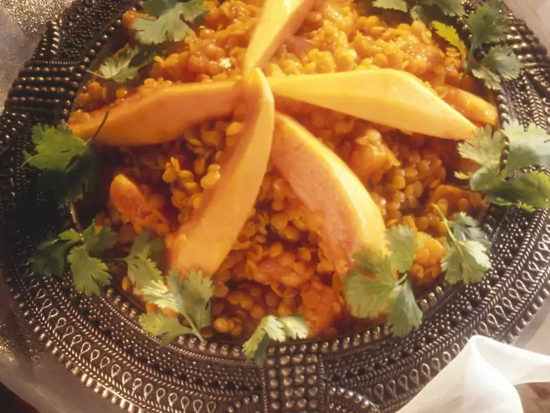 Linsen mit Papaya