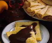 Gefüllte Pfannkuchen nach ungarischer Art