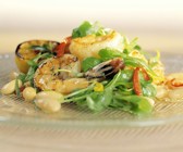Feldsalat mit Garnelen