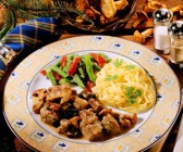 Rehgulasch mit Pilzen