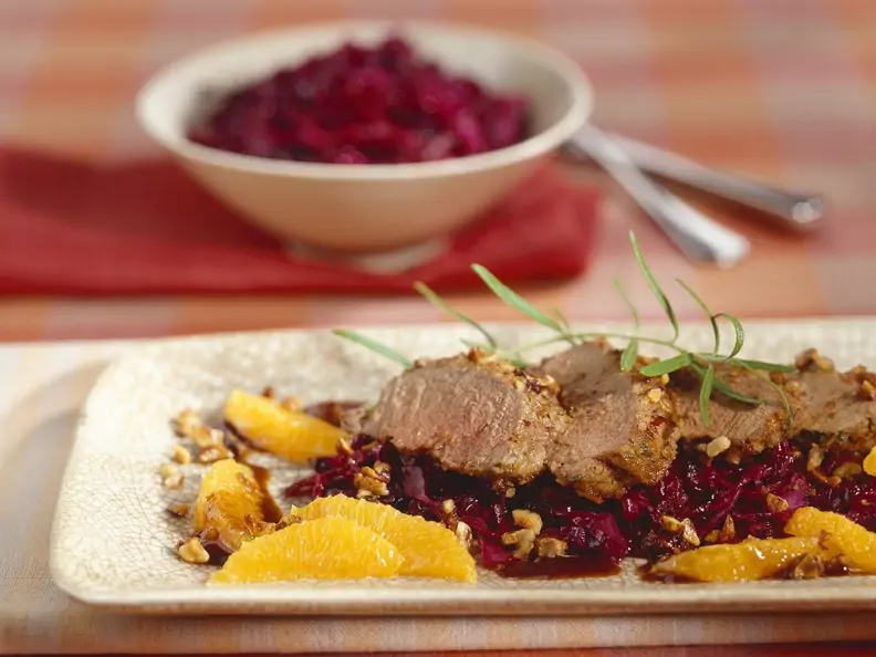 Rehrückenfilet mit Rotkohl