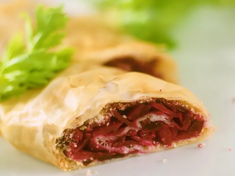 Rotkohlstrudel