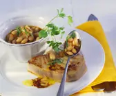 Gebratener Thunfisch mit weißen Bohnen