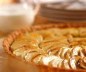 Apfeltarte mit Aprikosenglasur