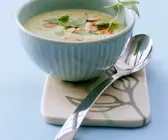 Kartoffelsuppe mit Mandeln
